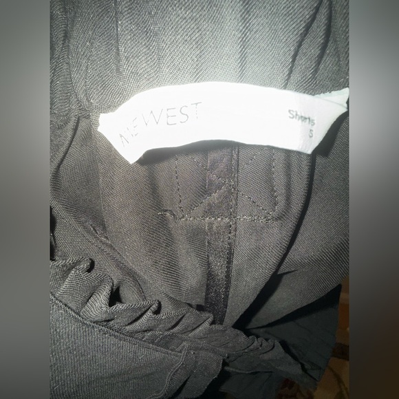 Nine West High Rise Paperbag Pleated Belted Shorts Size Small Black Going Out - Picture 4 of 6